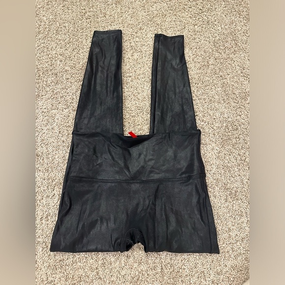 Spanx faux leather leggings black size large women’s - Picture 1 of 3